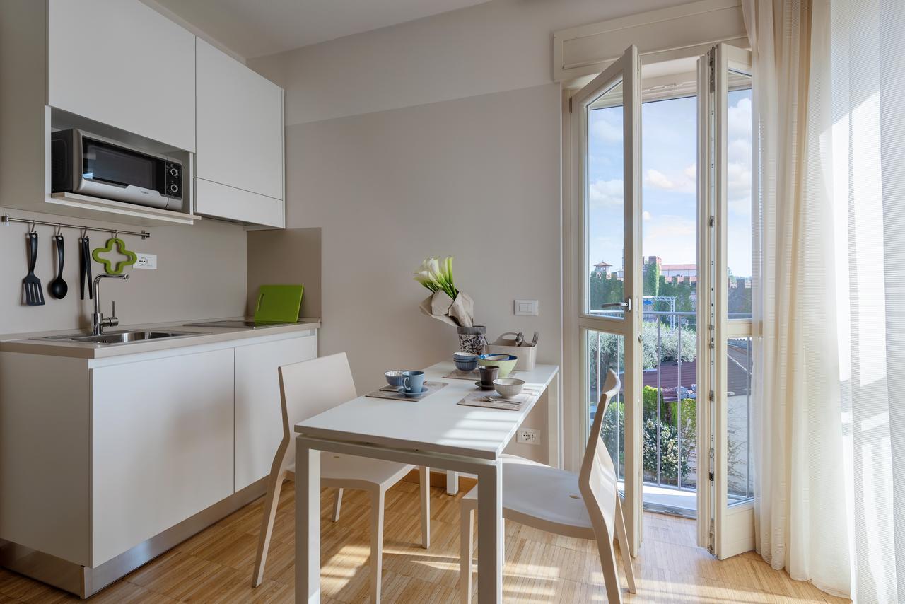 Vialeromadodici Rooms & Apartments Лацизе Экстерьер фото