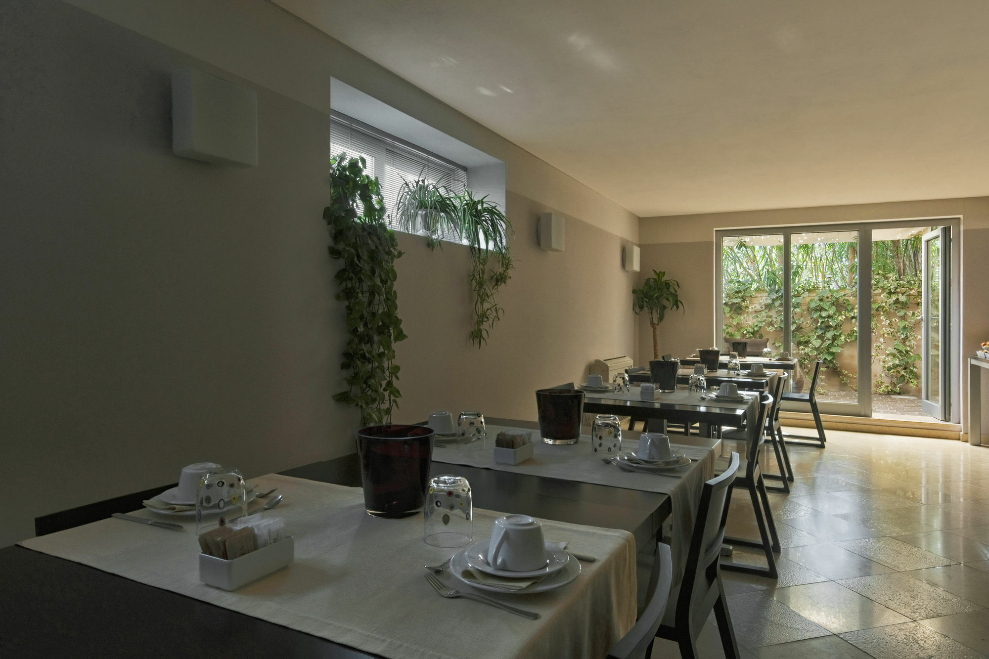 Vialeromadodici Rooms & Apartments Лацизе Экстерьер фото
