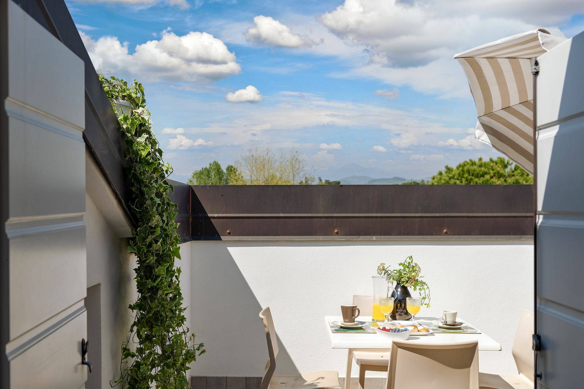 Vialeromadodici Rooms & Apartments Лацизе Экстерьер фото