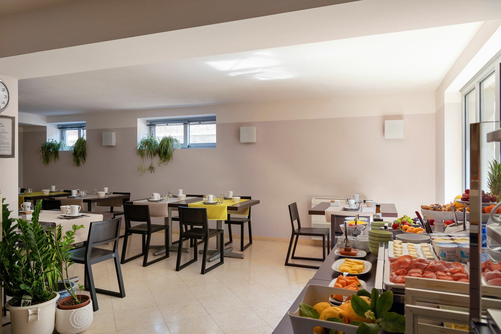 Vialeromadodici Rooms & Apartments Лацизе Экстерьер фото
